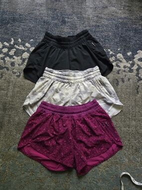 Lululemon Tracker Short III Womens Size 6 Set Of 3